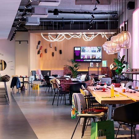 Moxy Outletcity Metzingen Metzingen  Exteriér fotografie
