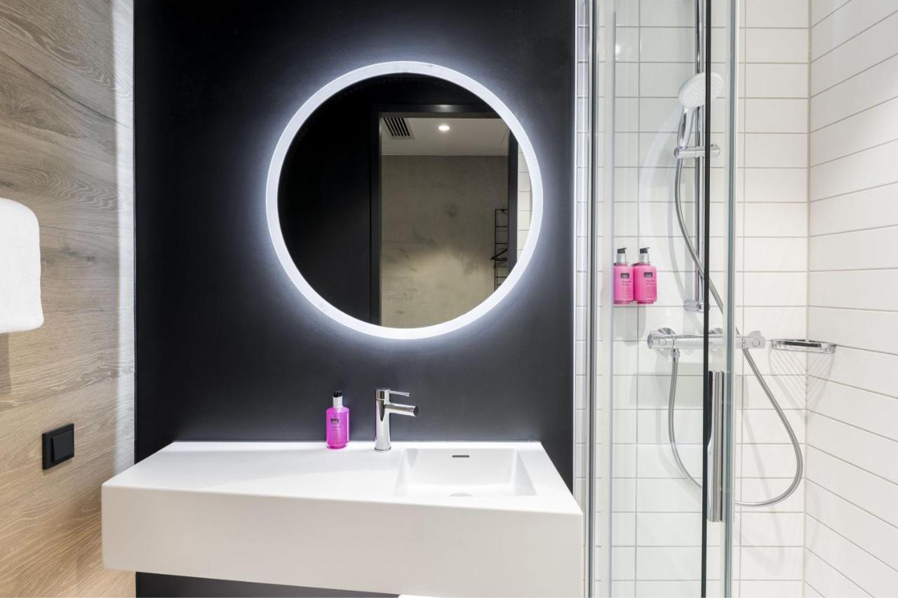 Moxy Outletcity Metzingen Metzingen  Exteriér fotografie