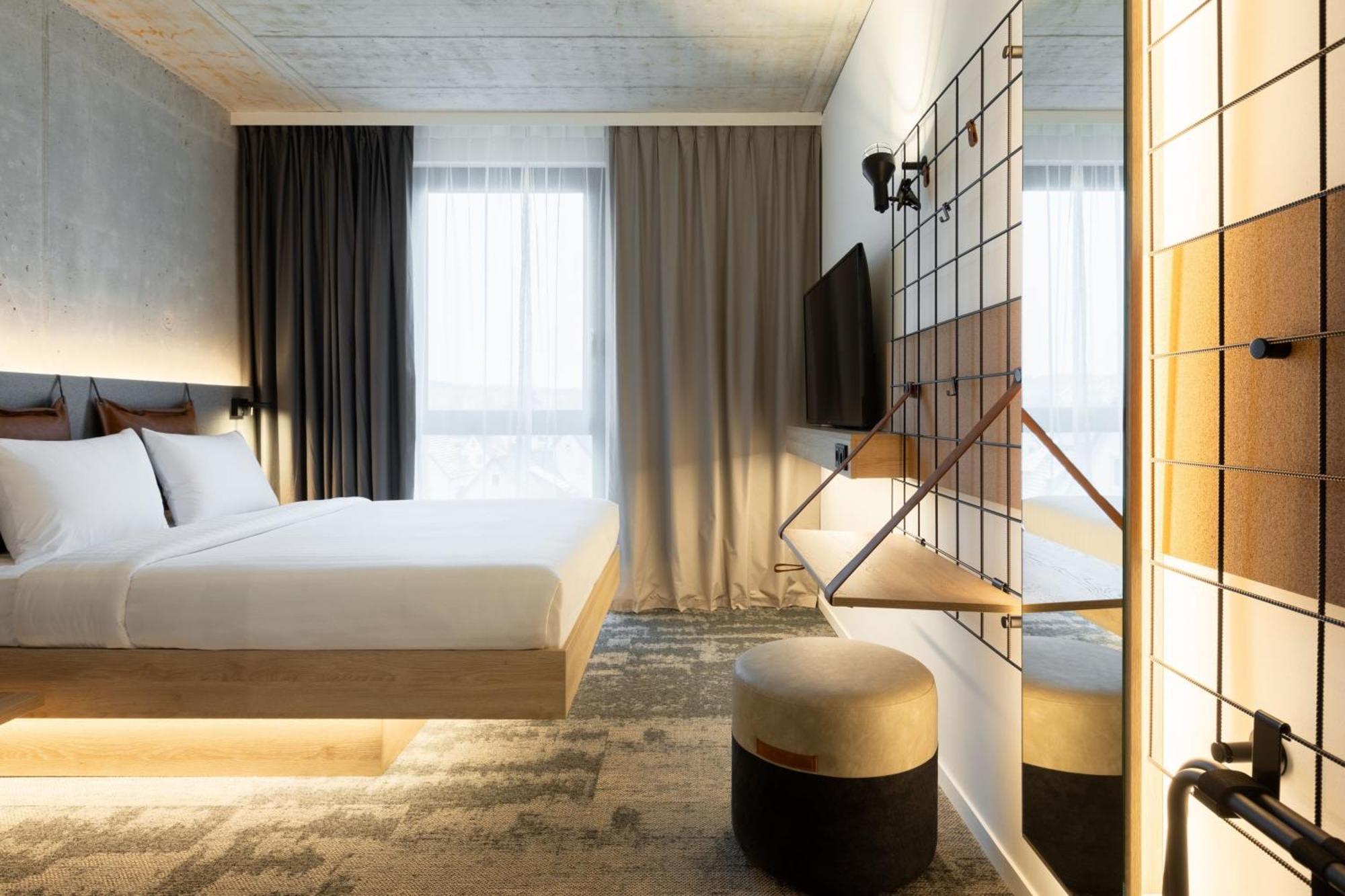 Moxy Outletcity Metzingen Metzingen  Exteriér fotografie